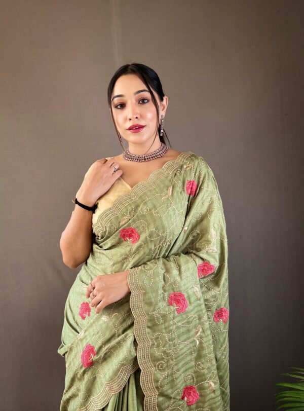 Designer Georgette Saree – Lightweight & Stylish