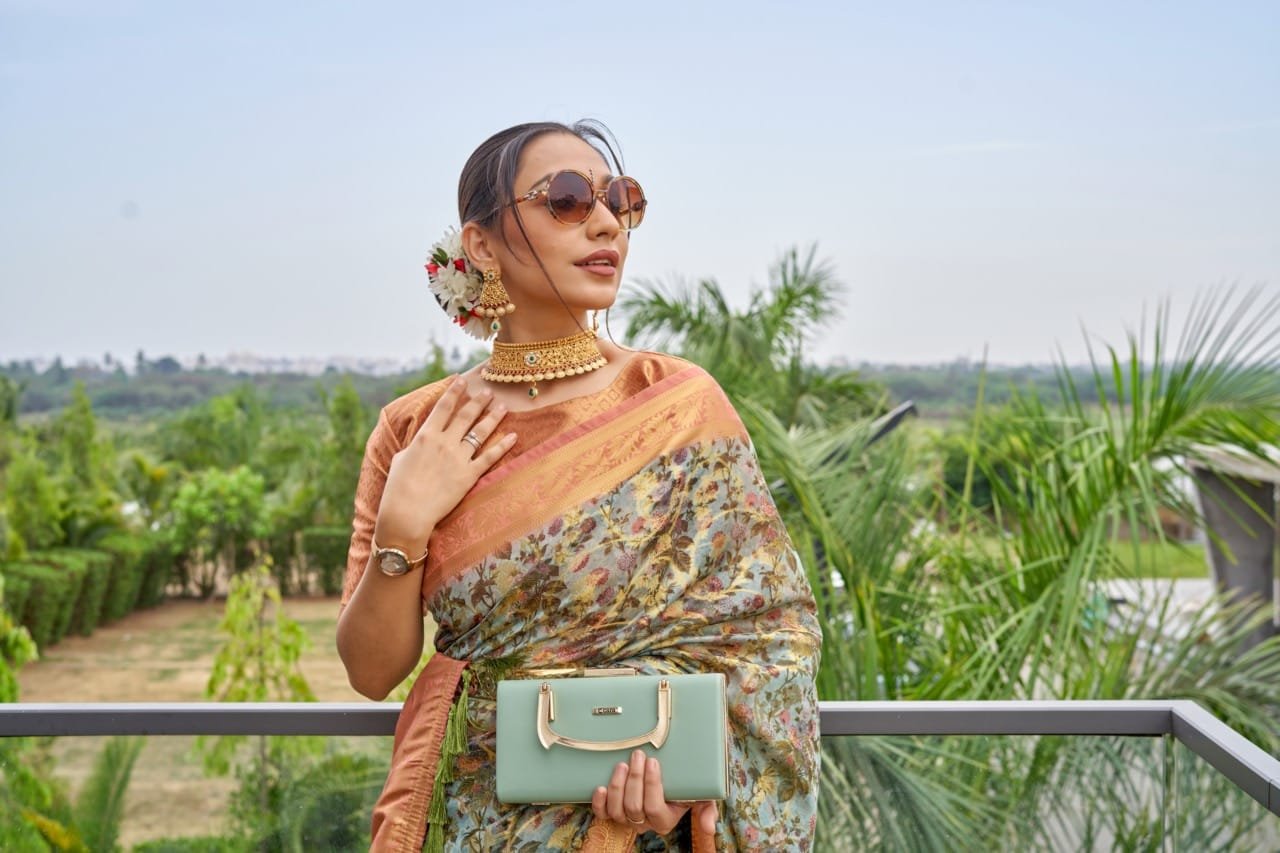 Chiffon Saree for Women – Flowy & Feminine - Image 4