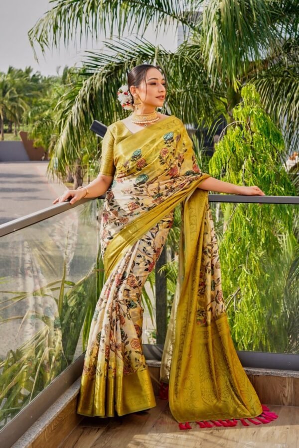 Ready-to-Wear Saree with Belt – Modern Touch - Image 3
