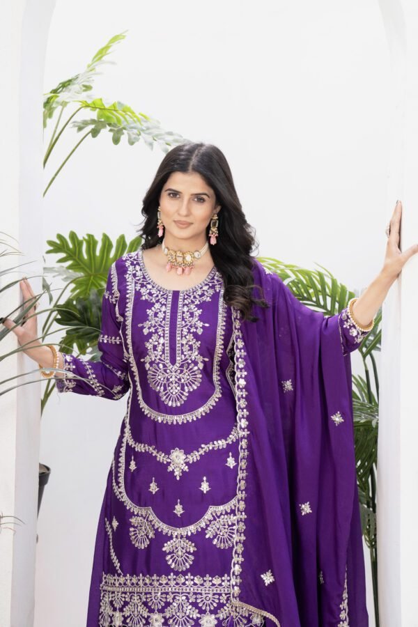 Printed Kurta with Flared Pants – Indo-Western Look