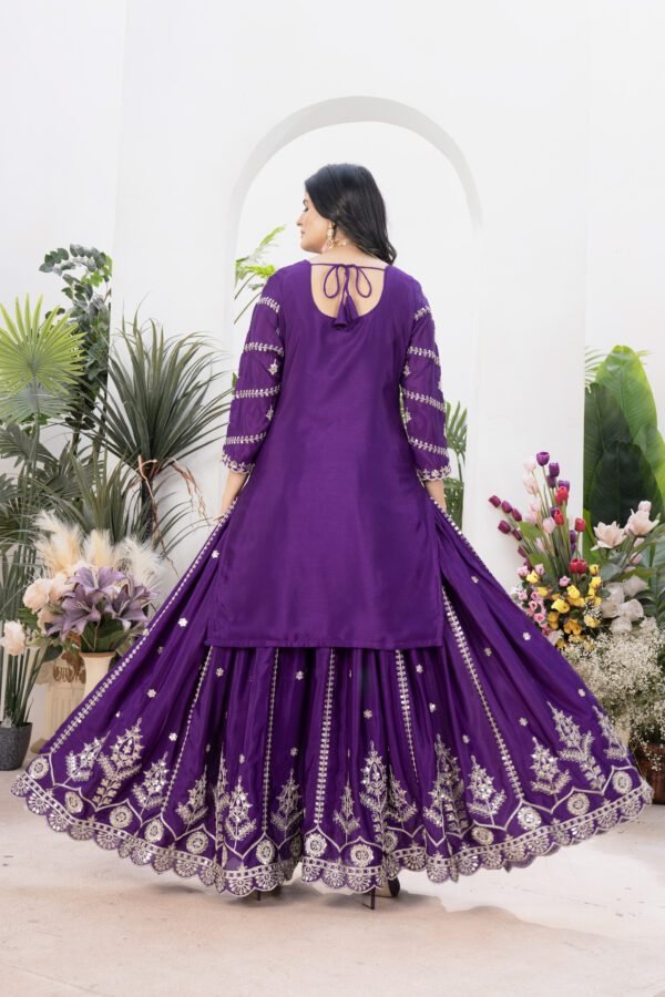 Printed Kurta with Flared Pants – Indo-Western Look - Image 2