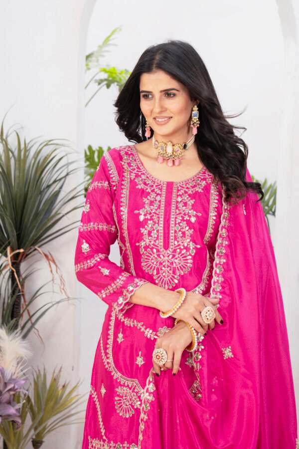 Cotton Kurta Set with Lace Work – Subtle & Beautiful