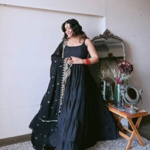Velvet Salwar Kameez – Winter Party Look