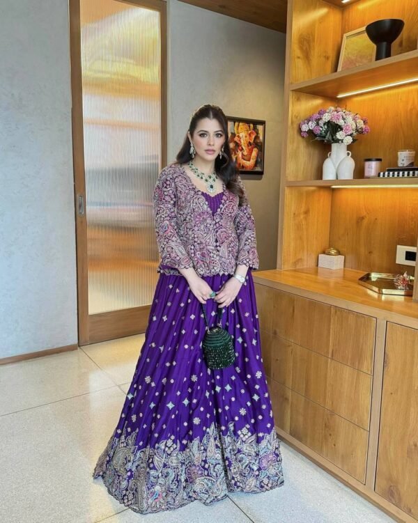 Pakistani Style Suit – Elegant Formal Wear - Image 4