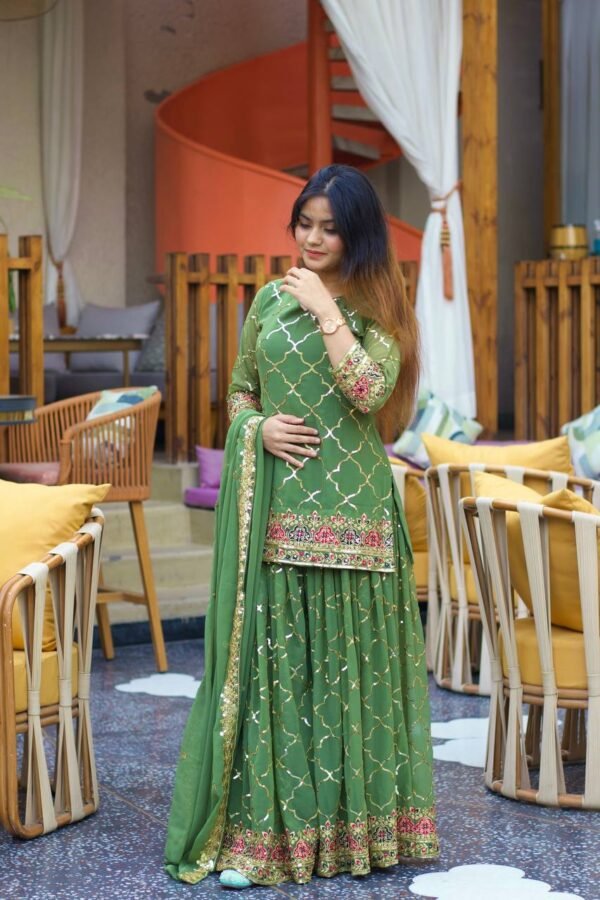 Stylish Palazzo Suit Set – Modern Ethnic Look - Image 3