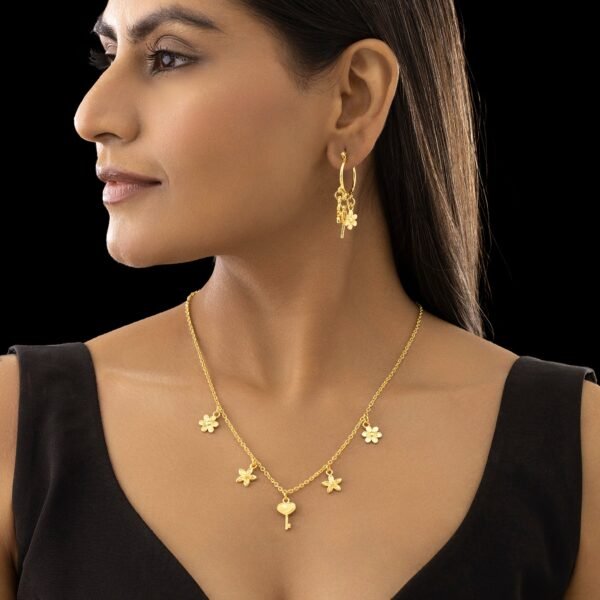 Nehaff Anti-Tarnish Multi-Charm Chain Necklace Set With Earrings